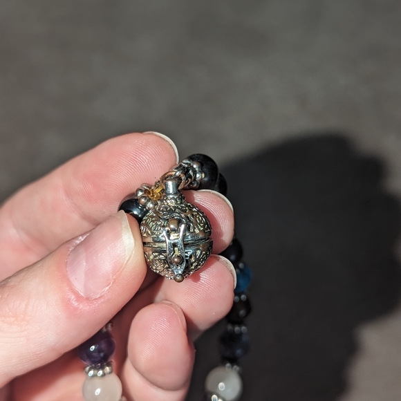 2/$30 Deal! Essential oil diffuser bracelet - Picture 2 of 4